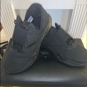 Kobe Bryant’s Nike Shoes Size 12 Worn twice